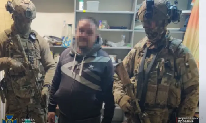 Вилучили протитанкові гранатомети: на Буковині викрили торгівців зброєю