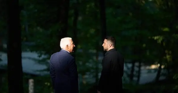Президент зустрівся в Ужгороді з Антоніу Коштою і проведе переговори з Фіцо