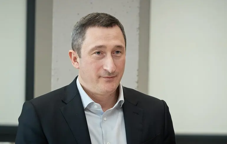 Співвласник "Квартал 95" Міндіч, який виїхав з України, планує зустрітись з Чернишовим — джерела ZN.UA