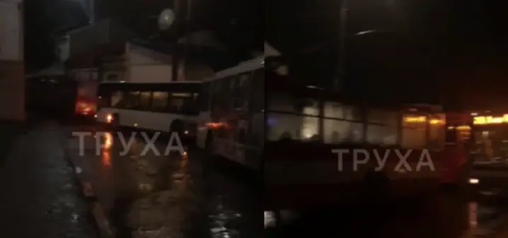 На вулиці Сагайдачного у Чернівцях було паралізовано рух транспорту