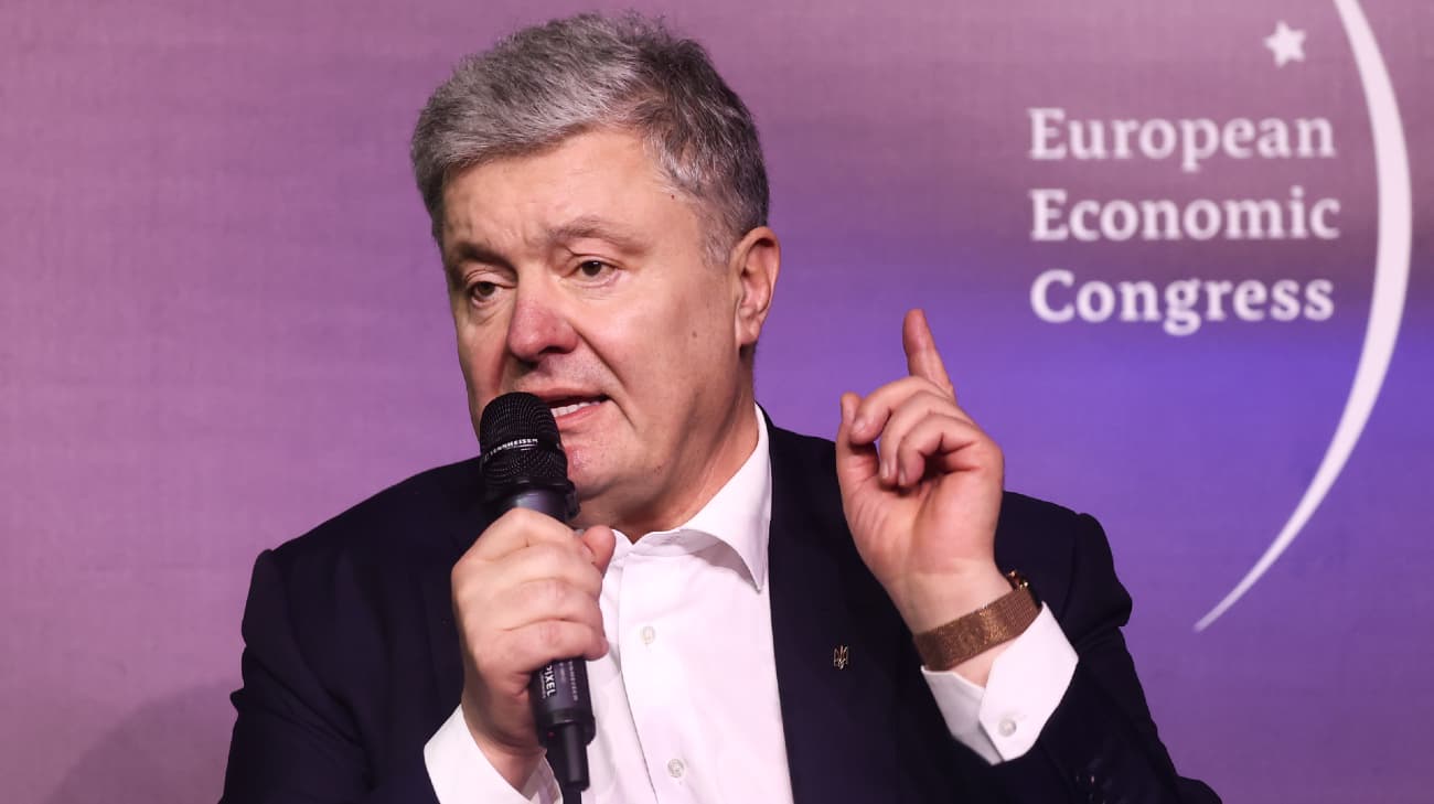 Нова справа проти Порошенка: слідство вважає, що він готував "Харківські угоди"