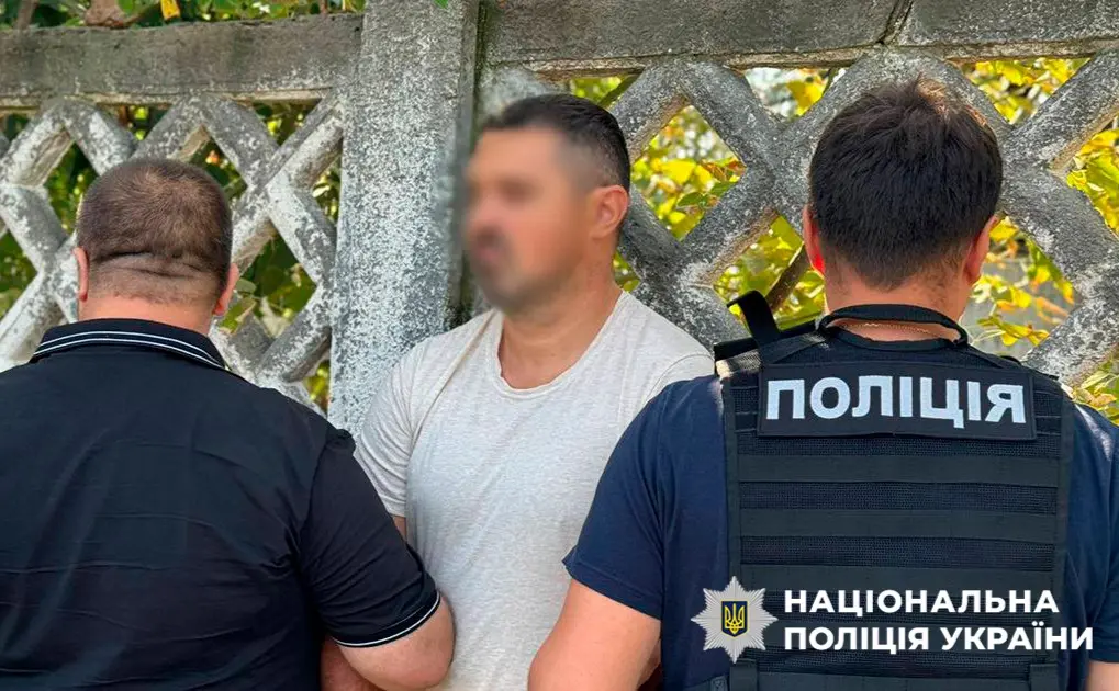 У Києві затримали чоловіка, який організовував втечу за кордон для ухилянтів