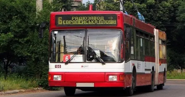У Франківську пасажира засудили за погрозу вбивством водія тролейбуса