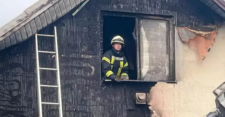 Рятувальники ліквідували масштабну пожежу у Вижниці