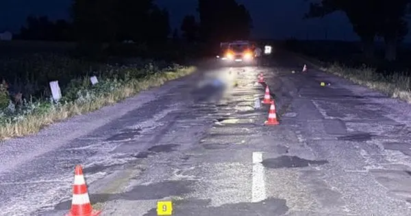 На Буковині водій на смерть збив пішохода і втік з місця ДТП