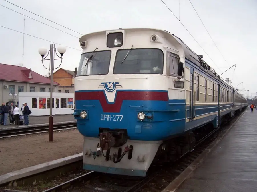 Змінили графік руху електричок до Жмеринки, Козятина й Вапнярки