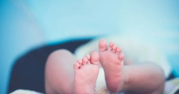 Постраждалій від удару РФ по Києву вагітній жінці екстрено викликали пологи