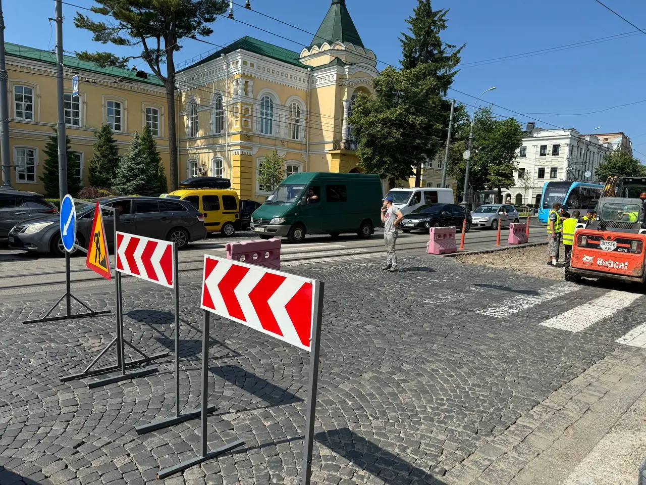 У Вінниці через ремонт на Соборній змінили розташування зупинок: обмежено рух