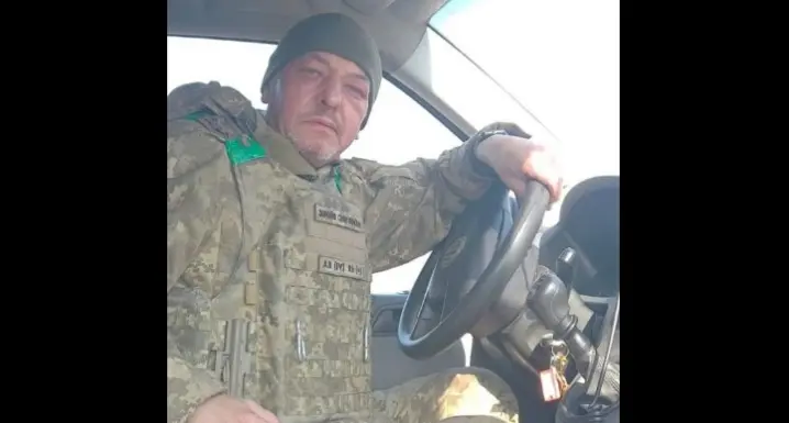 Живий коридор для захисника Сергія Полішенка у Сторожинці