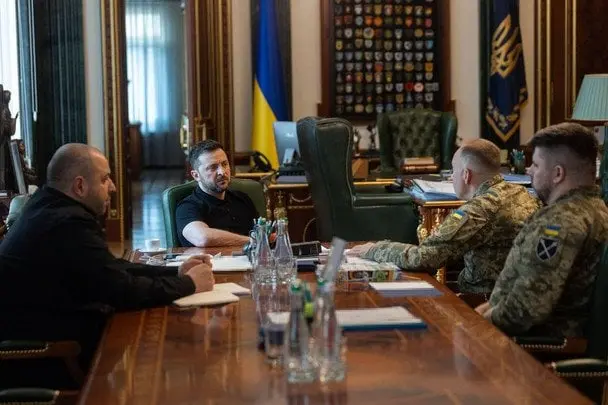 Україна готує нові далекобійні удари по території Росії: деталі від Зеленського