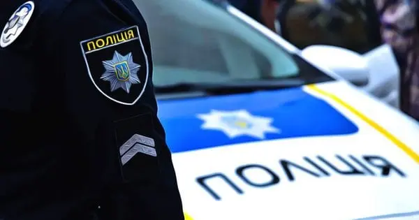 Закарпатка уникла покарання за насильство над поліцейським