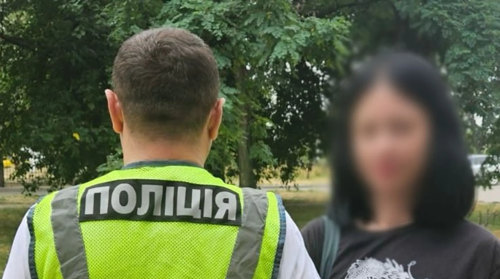 Правоохоронці притягнули до відповідальності киянку, яка в метро вигукувала "Слава Росії"