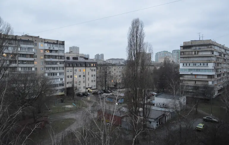Тарифний казус Ткаченка. Коли тиша в платіжках голосніша за піар КМВА