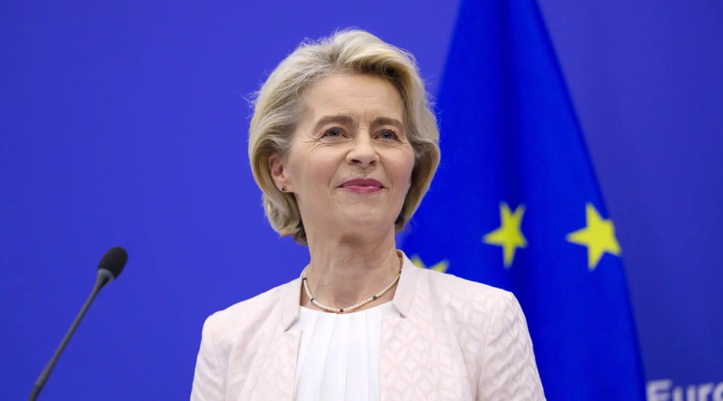 Європарламент у понеділок розгляне вотум недовіри Єврокомісії
