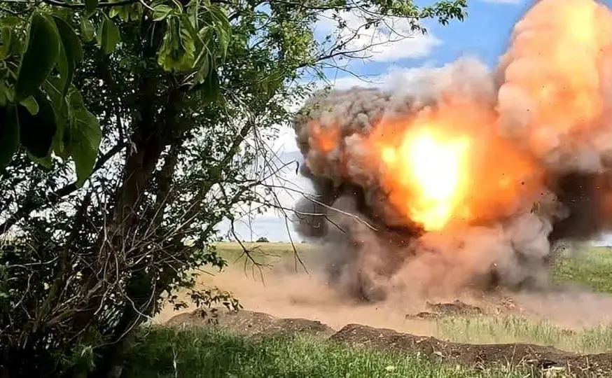 Нацгвардійці одним скидом знищили колону російських мотоциклістів. ВІДЕО