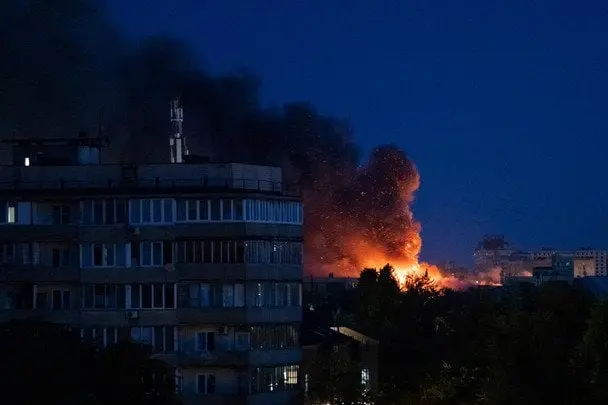 Нічна атака: по якому місту Росія била дронами і ракетами