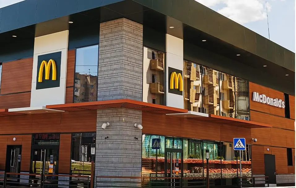 ЦДП: Россия распространяет фейк о закрытии McDonald's в Николаеве из-за угрозы наступления
