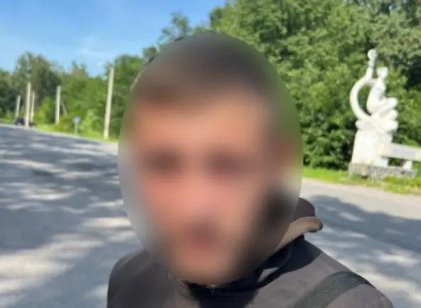 У селі на Вінниччині хлопець металевою трубою побив знайомого