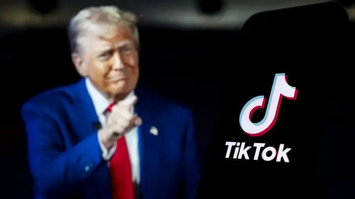 Трамп знову відстрочив бан на TikTok попри анонсовану "угоду" з Китаєм