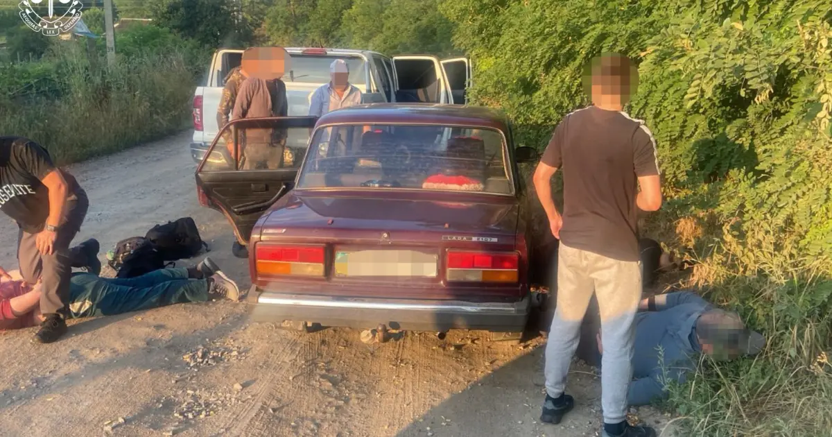 На Вінниччині судитимуть двох чоловіків за незаконне переправлення осіб через кордон