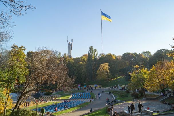 У Києві 15 травня приспустять головний прапор України: яка причина
