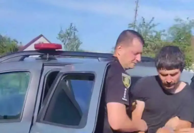 Поліція повідомила про напад військовозобов’язаного на її працівника в Балаклії