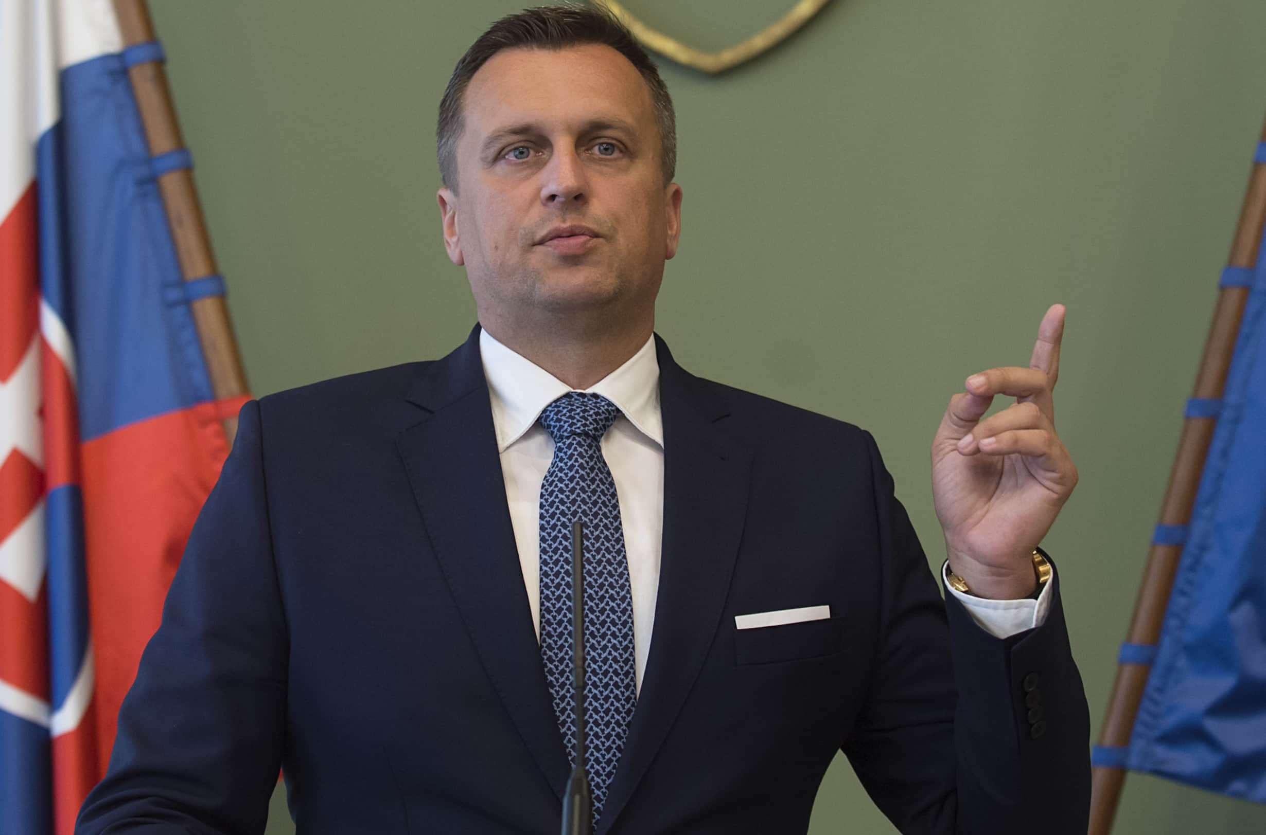 Соратники Фіцо хочуть офіційно вимагати від України компенсації за допомогу