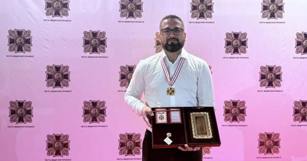 Вінничанин Роман Кузьмов здобув перемогу у номінації “Найкращий лікар – еталон професії”