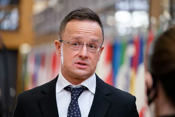 "Це фейк!": Сійярто відреагував на оприлюднений маршрут угорського дрона-порушника