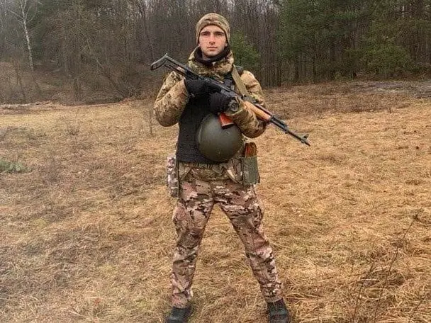 "Син народився вже після похорону": історія 21-річного поліцейського з Чернігівщини, що загинув на фронті