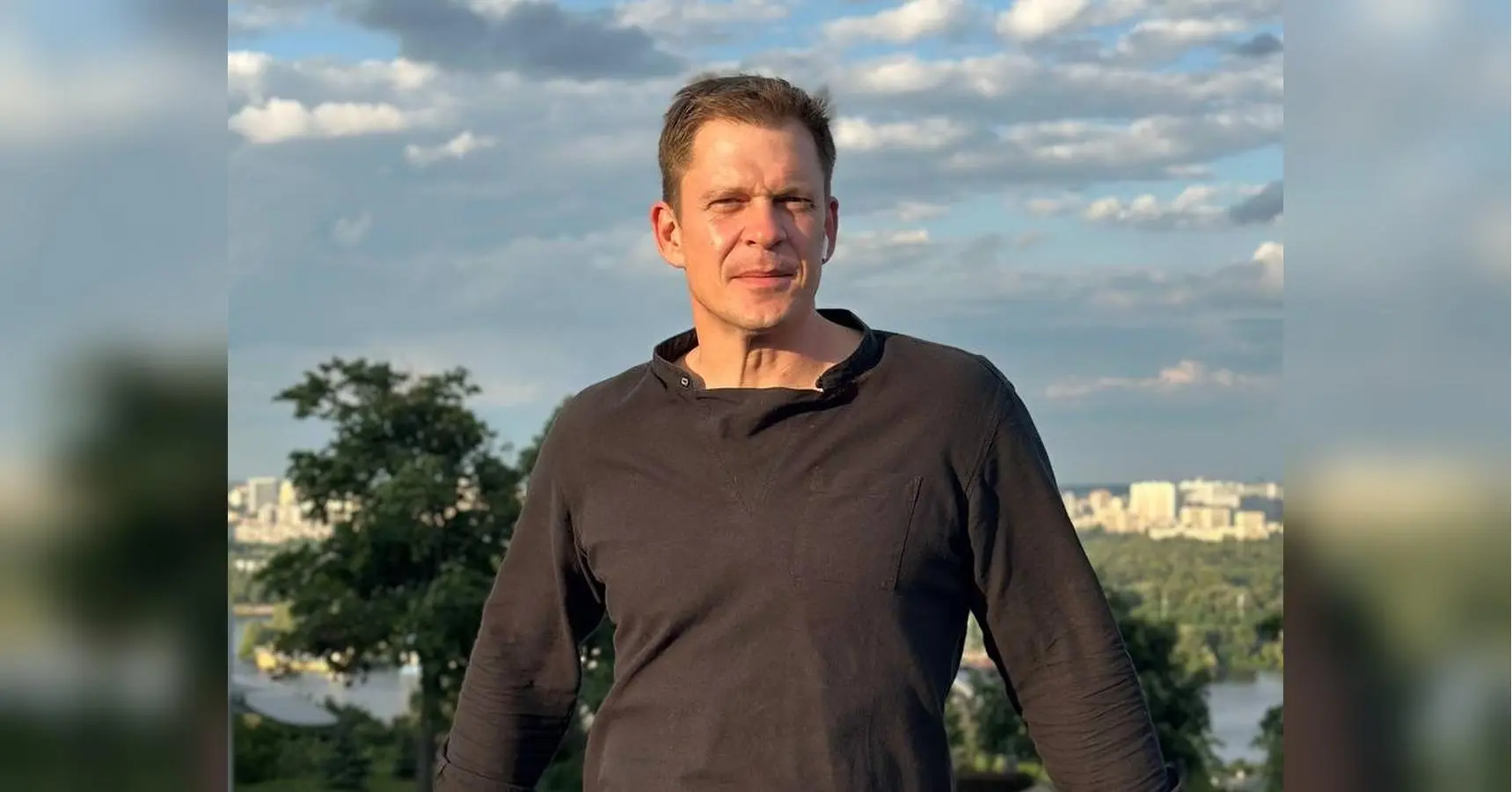 «Після прильоту „Шахеда“ в наш дім, ходимо до укриття»: відомий актор Андрій Ісаєнко про випробування під час великої війни