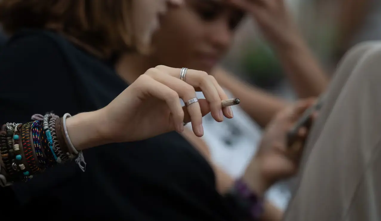 В Іспанії хочуть розширити заборону на паління у громадських просторах
