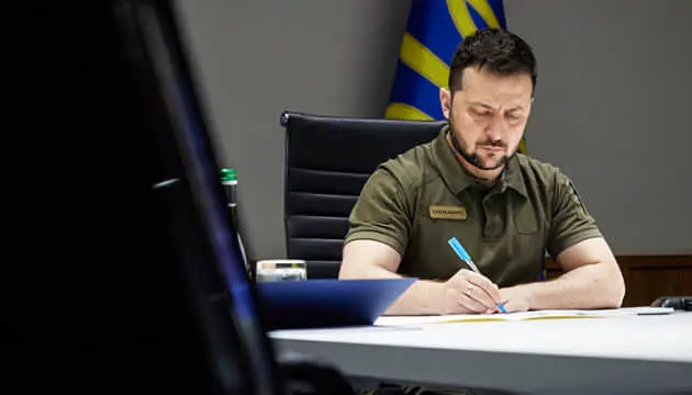 Зеленський підписав закон, що вбиває незалежність НАБУ і САП, попри попередження з ЄС