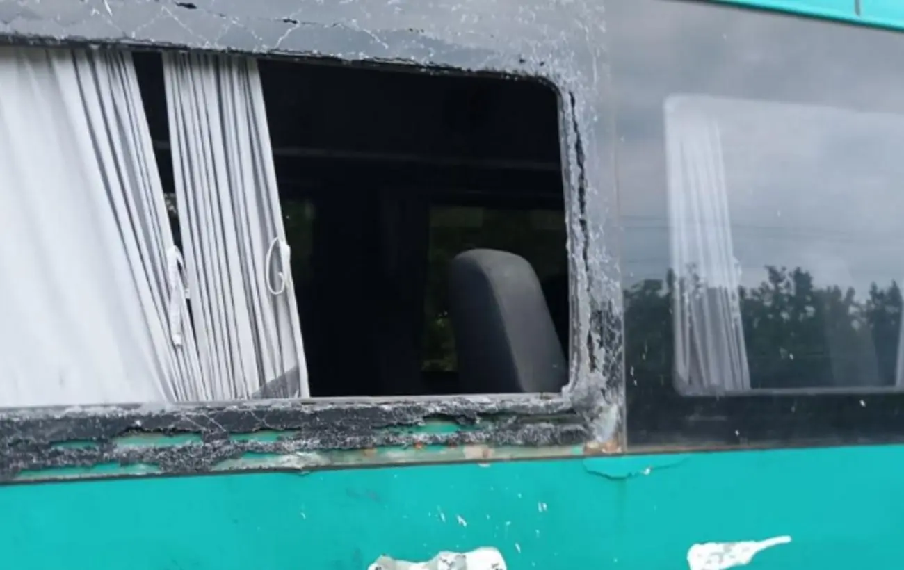 Російський дрон атакував евакуаційний автобус на Дніпропетровщині: що відомо