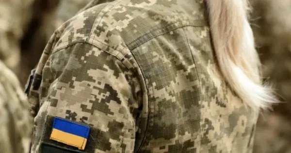 Кабмін ухвалив рішення про автоматичний військовий облік жінок з медичною освітою