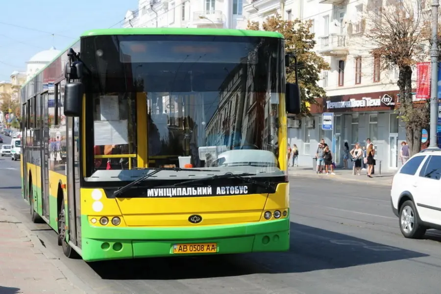Для Вінниці планують купити сім автобусів
