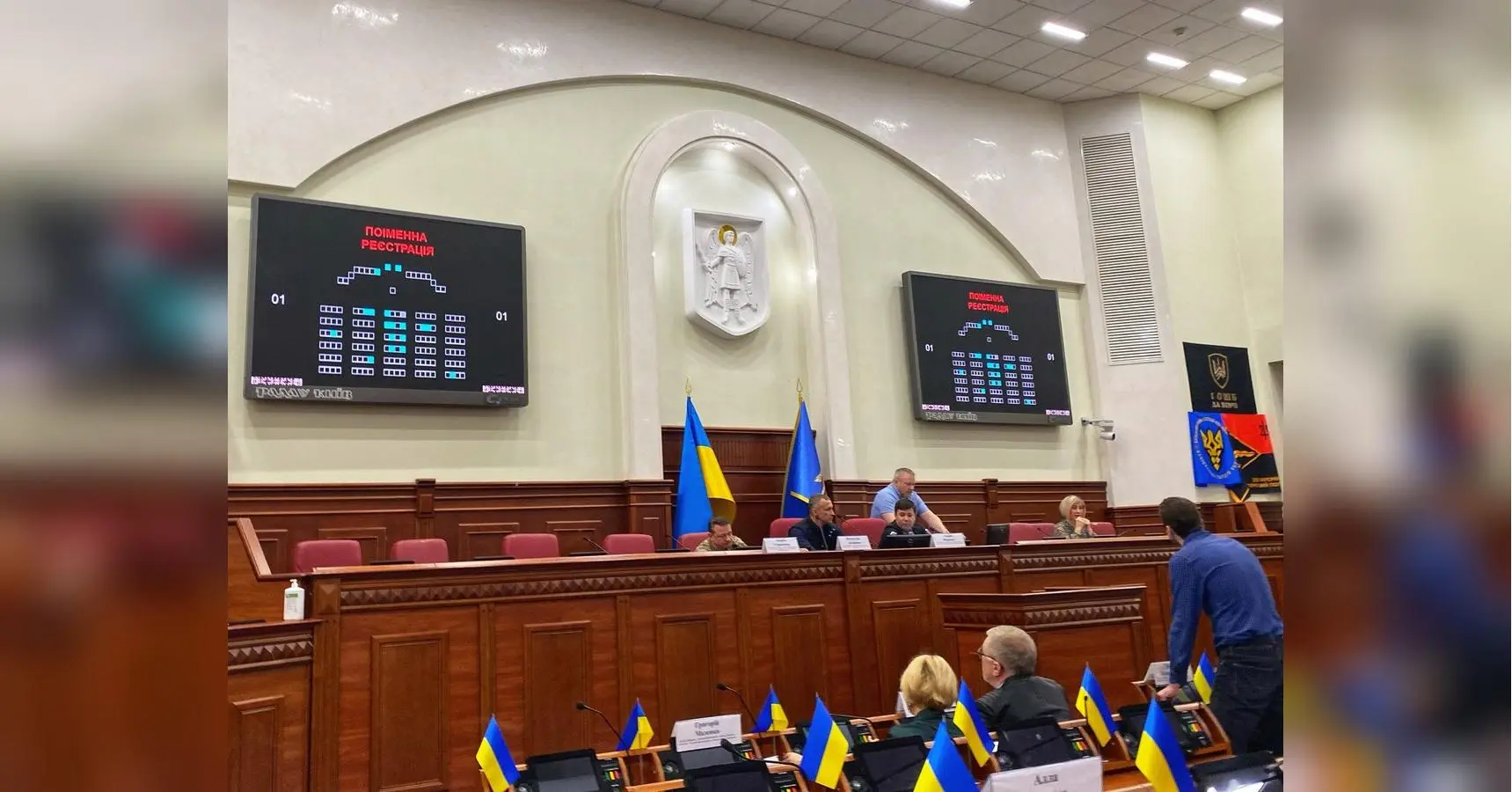 Порошенко пішов на співпрацю з партією влади заради закриття кримінальних справ, — ЗМІ