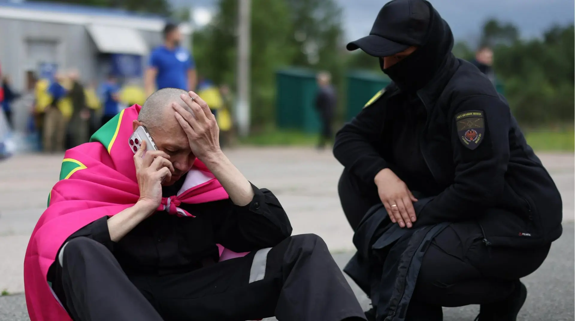 "Все пережили": прикордонник одягнув шкарпетки ДПСУ, які зберіг у російському полоні