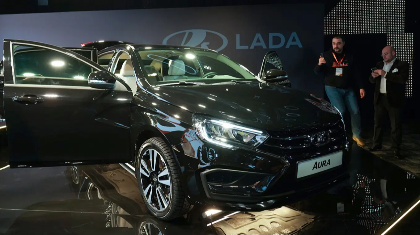 "Автоваз" урізає зарплати на мінімум 20% через кризу на ринку 