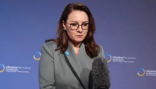 Україна та США вирішують, як запустити фонд відбудови за "угодою про надра" вже цьогоріч