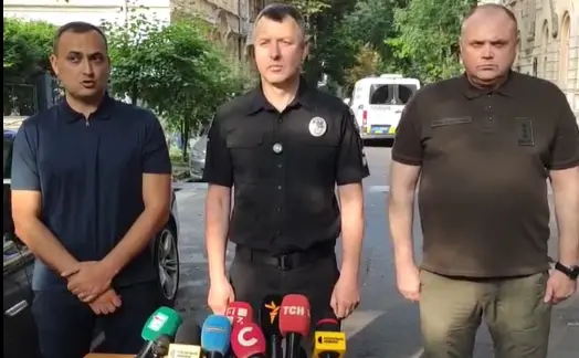 У Львові перевіряють авто, поліція дала брифінг та окремо розслідує витоки відео в Телеграм щодо вбивства Парубія