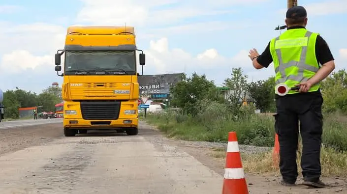 Україна та ЄС домовились продовжити "транспортний безвіз" до березня 2027 року
