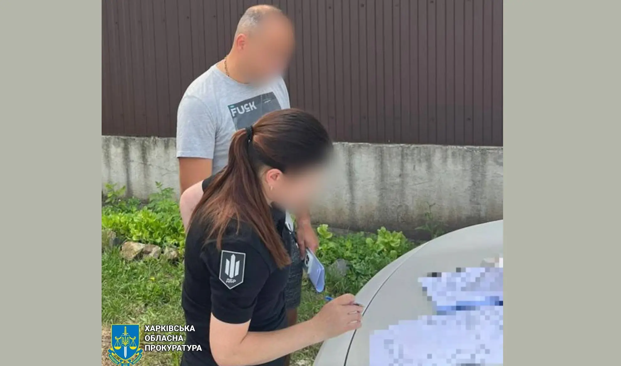 Зняти з розшуку в системі “Оберіг” за $2000: у Харкові поліціянта підозрюють