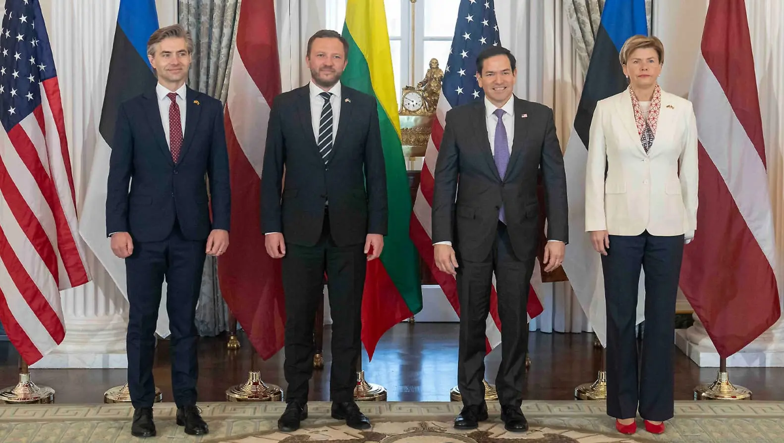 Країни Балтії перед зустріччю Трампа й Путіна на Алясці нагадали про свій досвід окупації