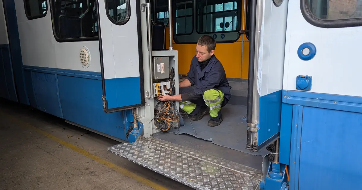 Вінниця отримала від швейцарських партнерів модулі керування для Tram 2000
