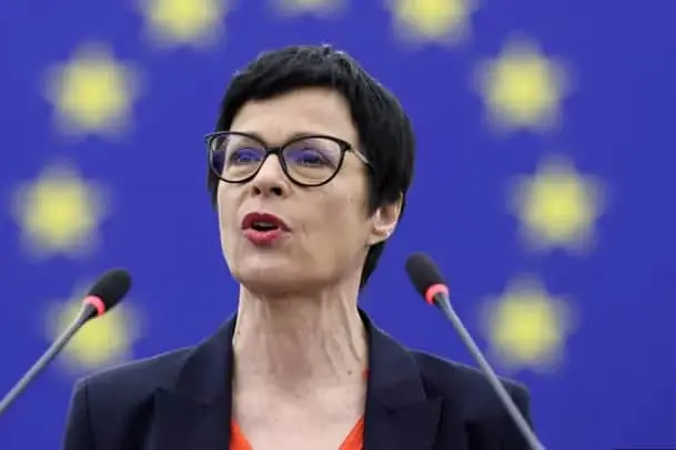 Єврокомісія повідомила уряду України про наслідки для руху в ЄС через закон про НАБУ
