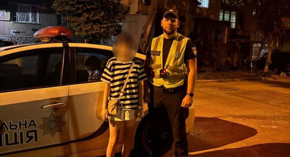В Одесі патрульні знайшли дівчинку, яка втекла після сварки з матір’ю
