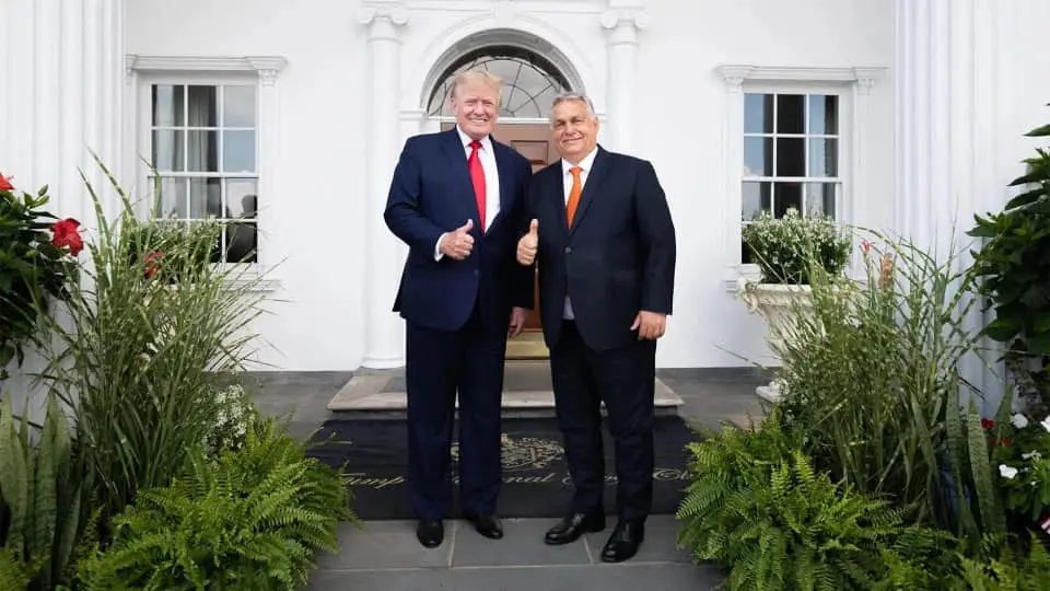 Угорщина та США обговорюють співпрацю в космічній та військовій сферах
