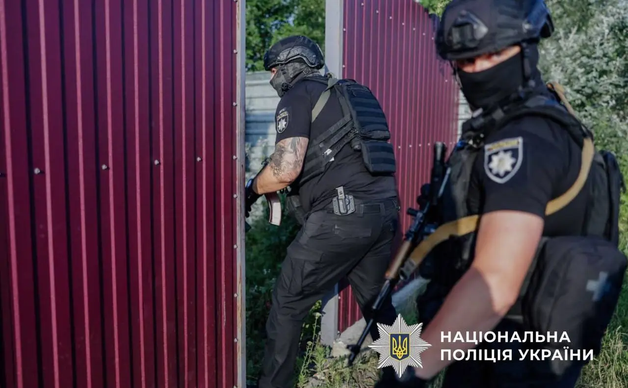 Житель Києва організував мільйонний «бізнес» на ухилянтах. ФОТО