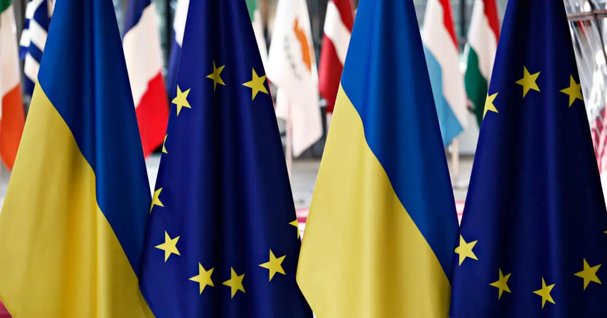 100 млрд Україні від ЄС, рекордний антирейтинг Трампа, вирок супернику Ердогана: новини дня